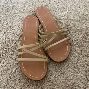 Mia Leather Flat Sandals beige